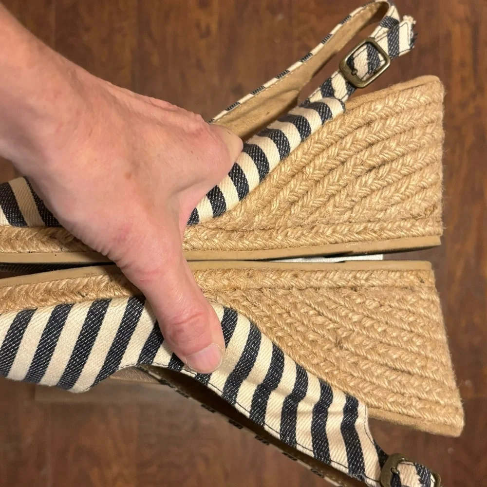 G. H. Bass & Co Black and white Espadrille size 9